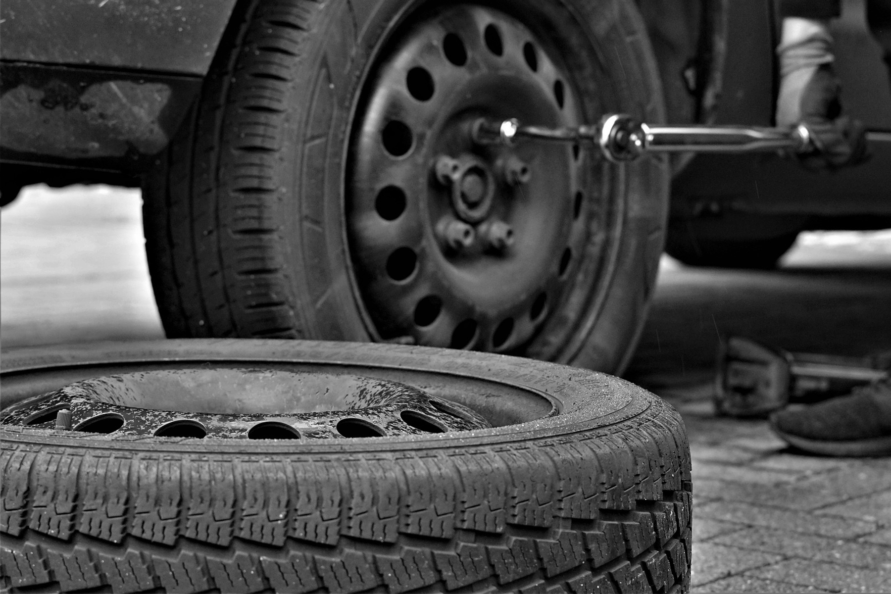 Reifenwechsel: Was muss man beim Reifenwechseln beachten?