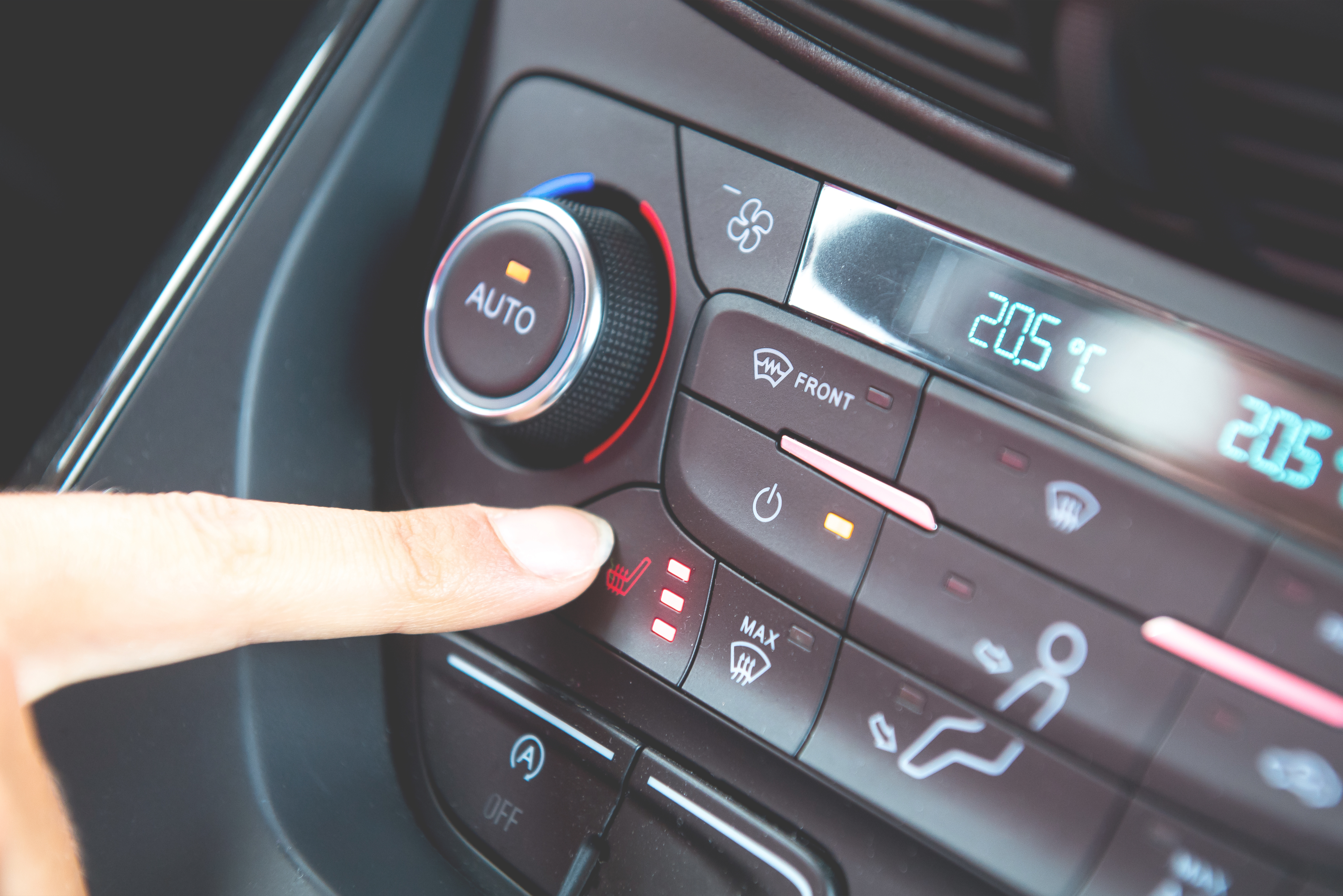 Auto-Klimaanlage kühlt nicht: Die häufigsten Ursachen