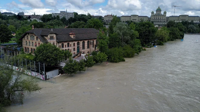 Hoogwater in Bern in juli 2021. Ook nu wordt in delen van Zwitserland veel regen verwacht - Wikipedia