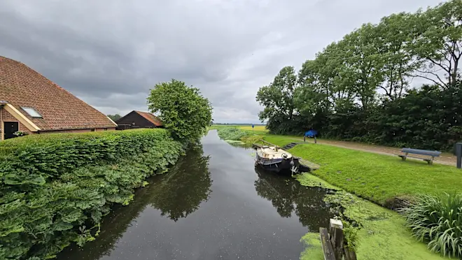 Een grijze dag in Noordoost-Nederland - Jannes Wiersema.