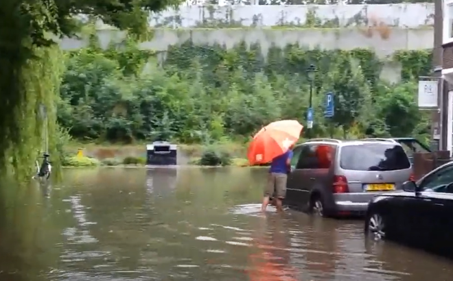 Arnhem onder water op 28 juli 2014 - still uit video