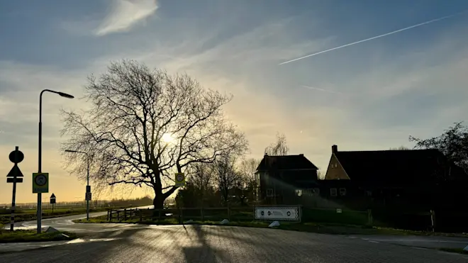 Eindelijk kwam op veel plaatsen de zon er weer door - Jolanda Bakker