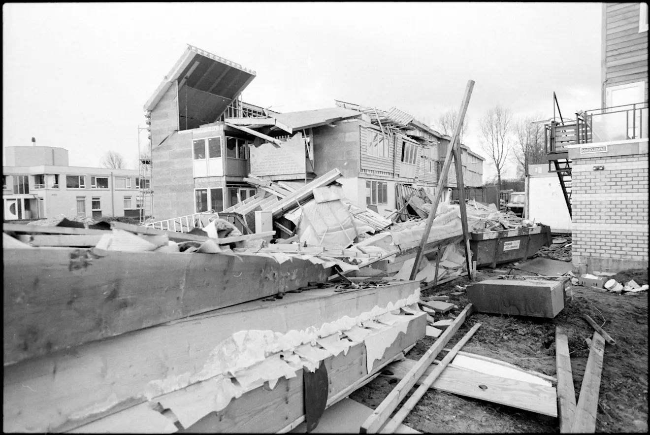 Nog meer stormschade in Haarlem - Fotopersbureau De Boer