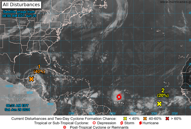 De kaart met Beryl erop - National Hurricane Center