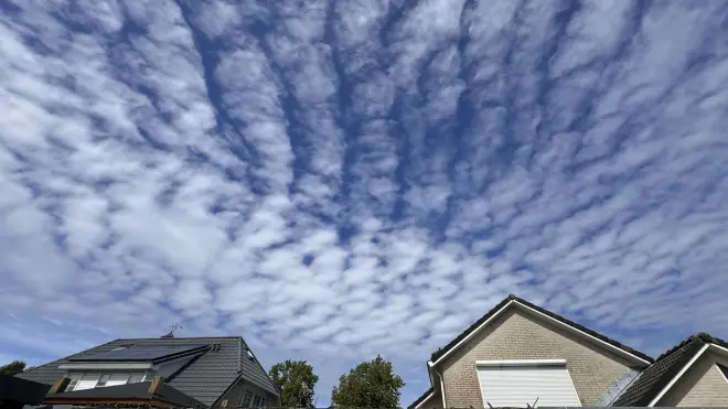 Fraaie ribbelwolken boven Zevenhuizen - Jolanda Bakker