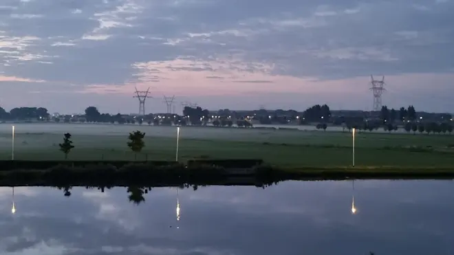 Een rustige start van de ochtend in de buurt van Leiden - Monique Bormans