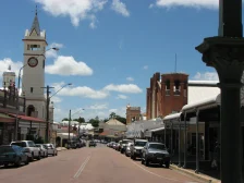 Charters towers Rob and Stephanie Levy