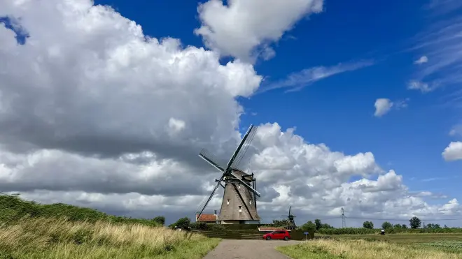 De molen in de Tweemandpolder bij Zevenhuizen - Jolanda Bakker