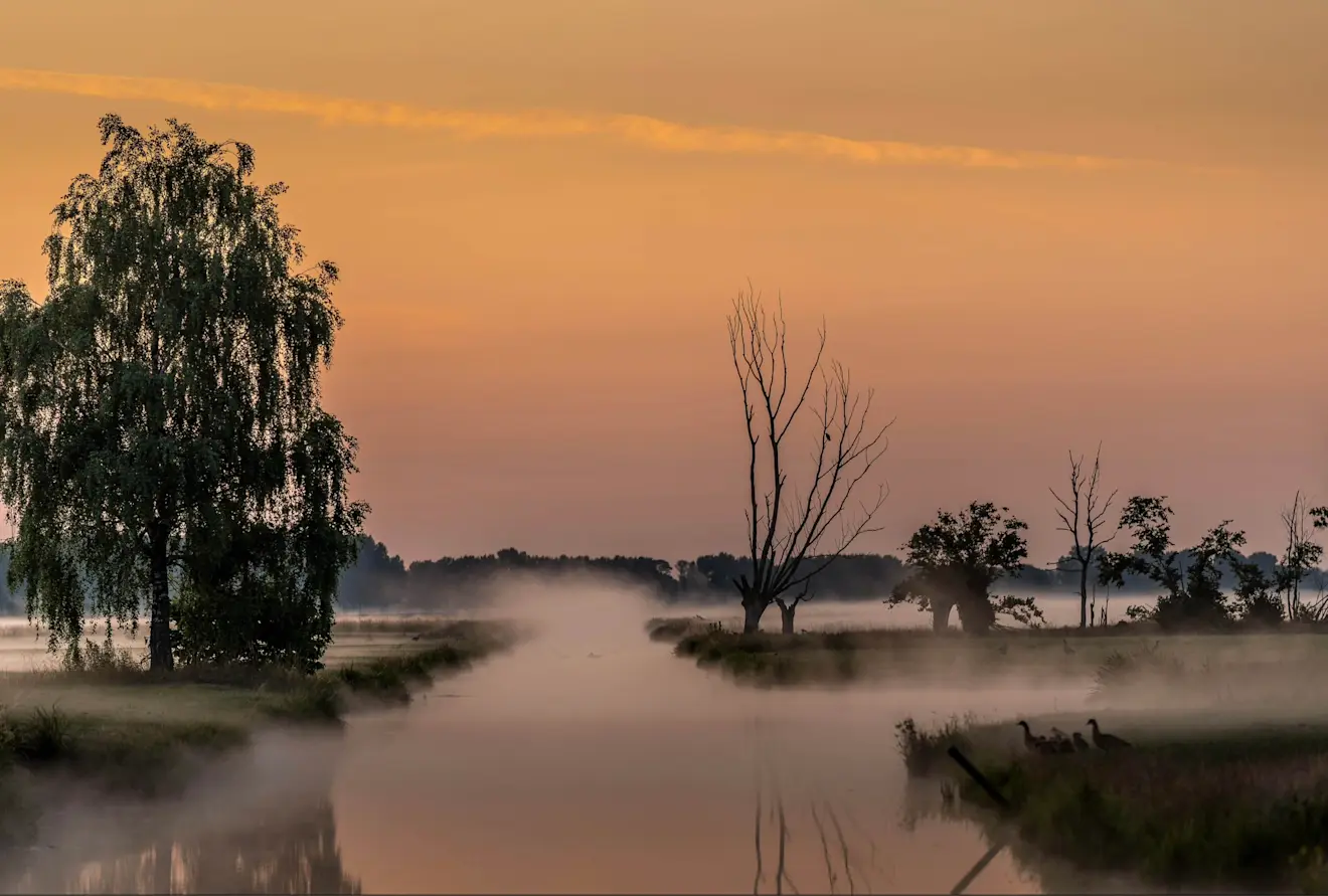 Het zijn dit weekend warme dagen - John Oomen