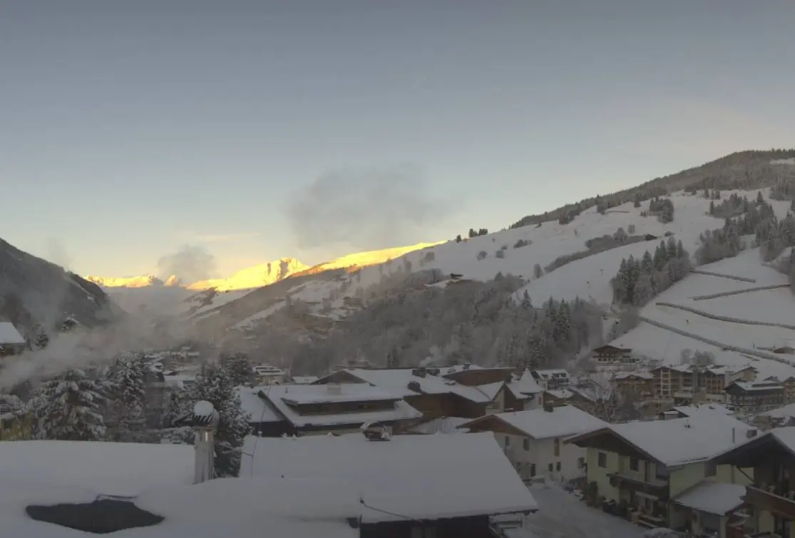 Het dal van Saalbach en Hinterglemm vanochtend - Webcam