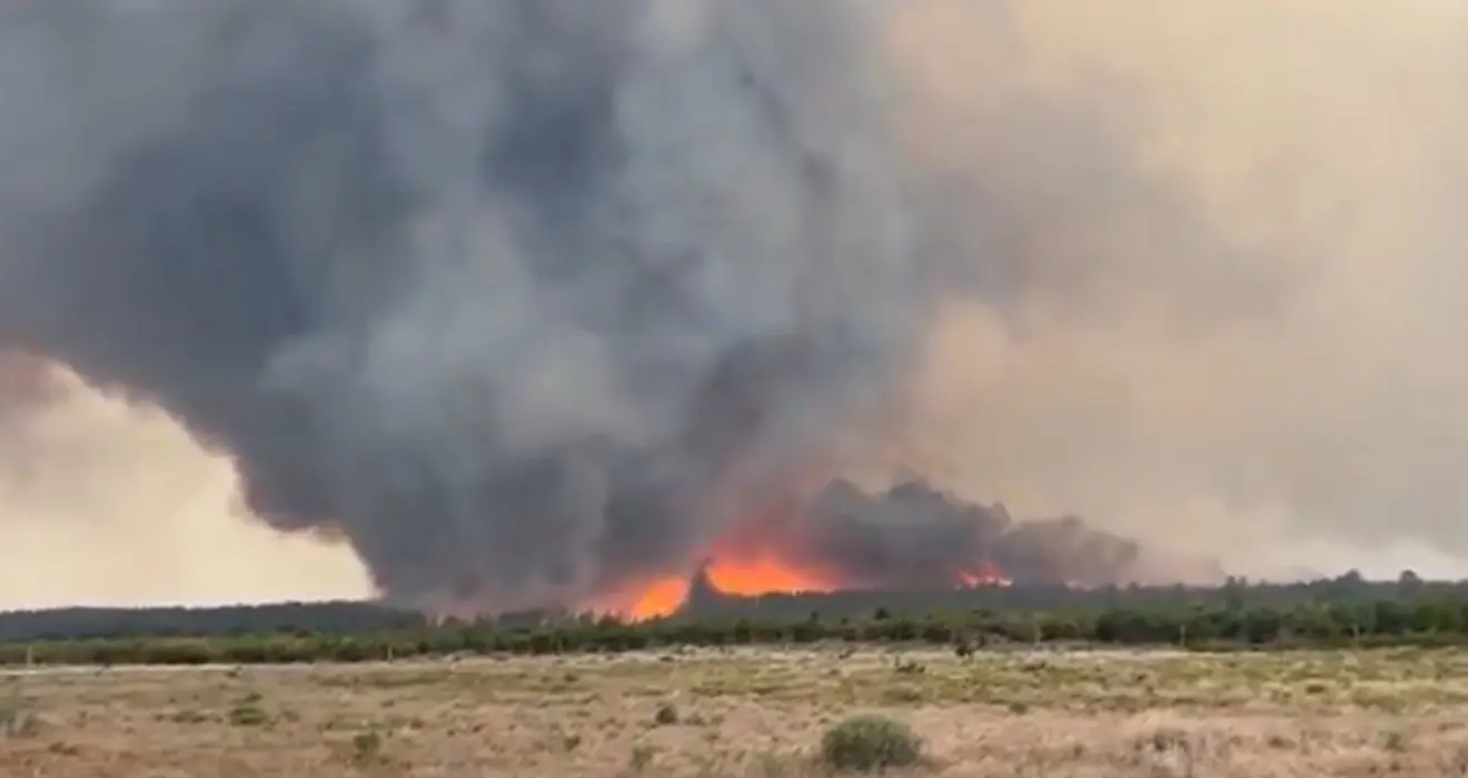 De vuurtornado van 12 juli in Utah - still uit video
