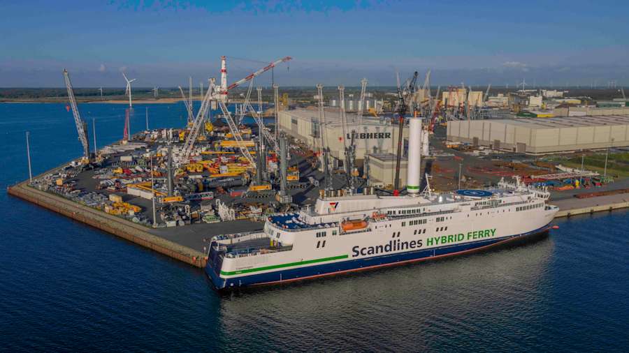 Scandlinesin lautalle asennettiin Norsepowerin roottoripurje muutamassa tunnissa