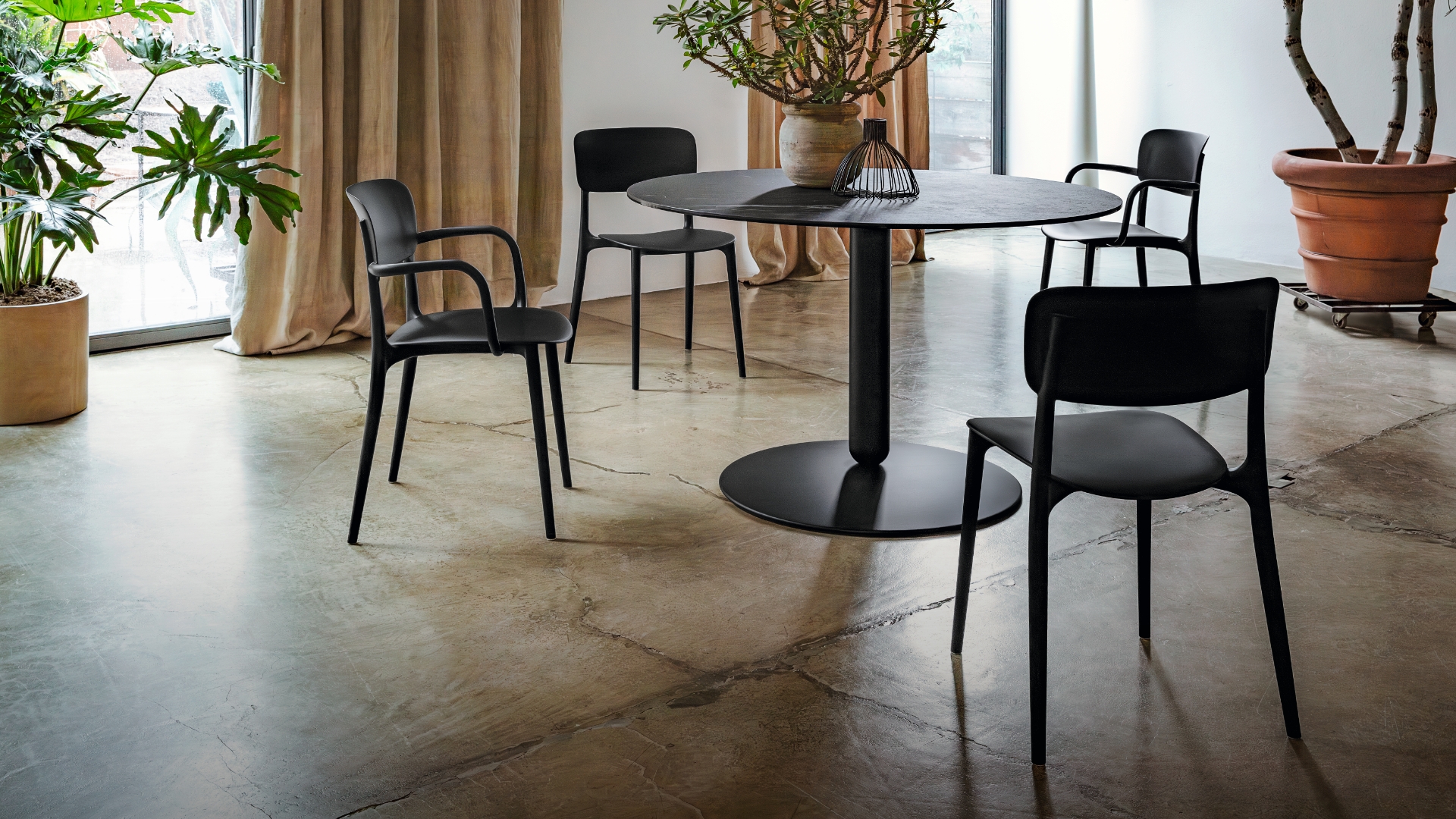 Calligaris chair and table liberty_balance_cs4121-FD_P15_P18C_cs1883_cs1884_P15