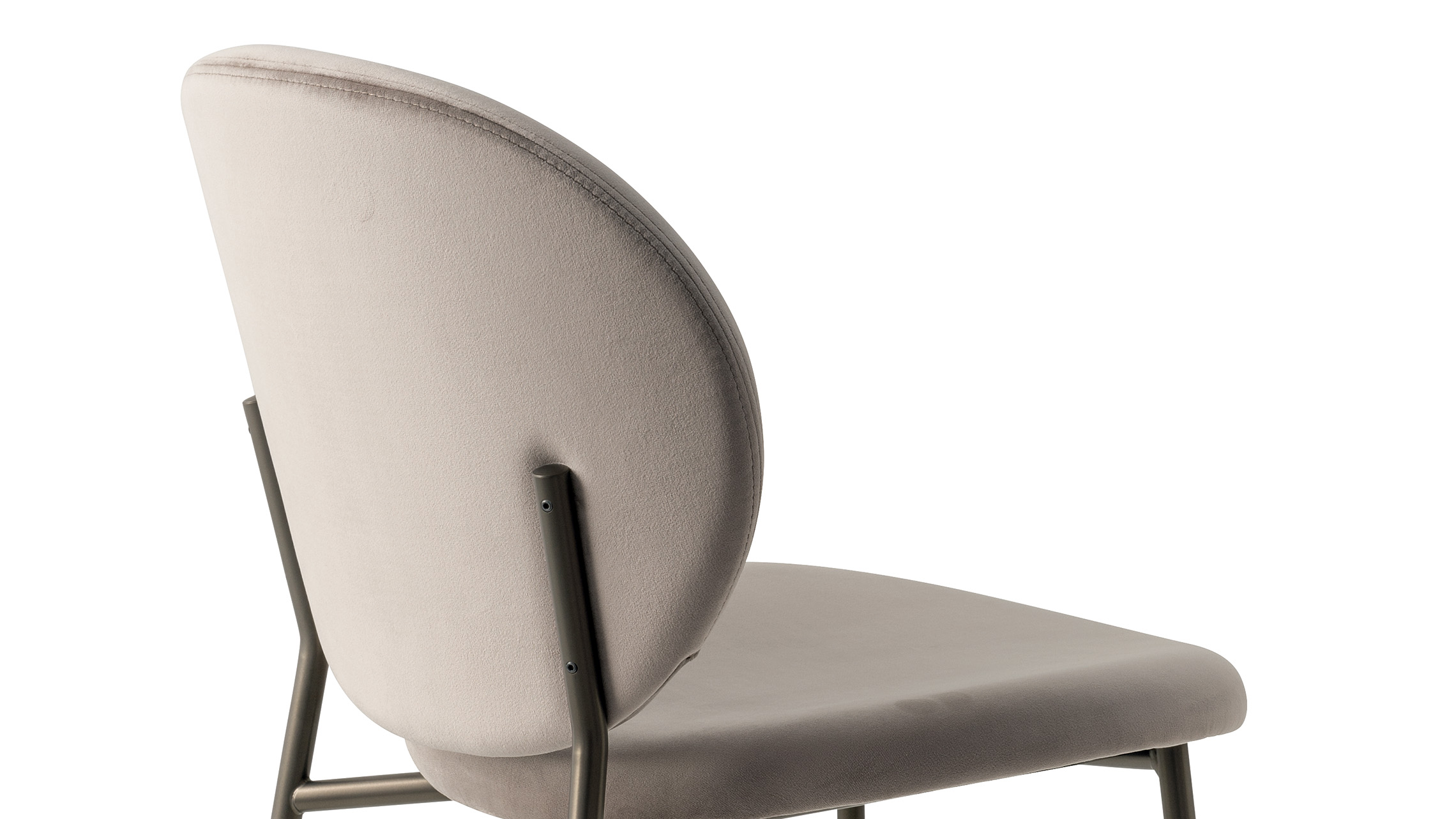 Ines cs2004 P29L S0F back