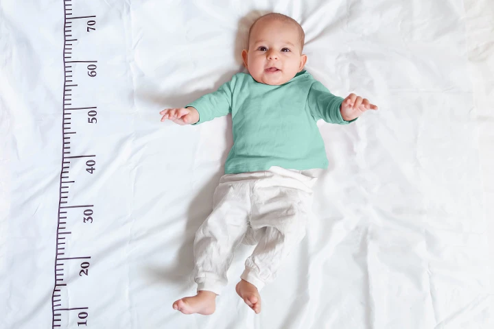 Tout Sur Les Pics De Croissance Chez Les Bebes Pampers Fr