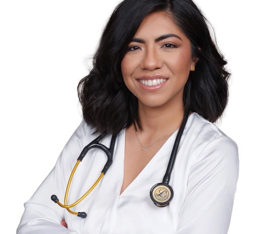 Photo of Dr. Leslie Gonzalez smiling