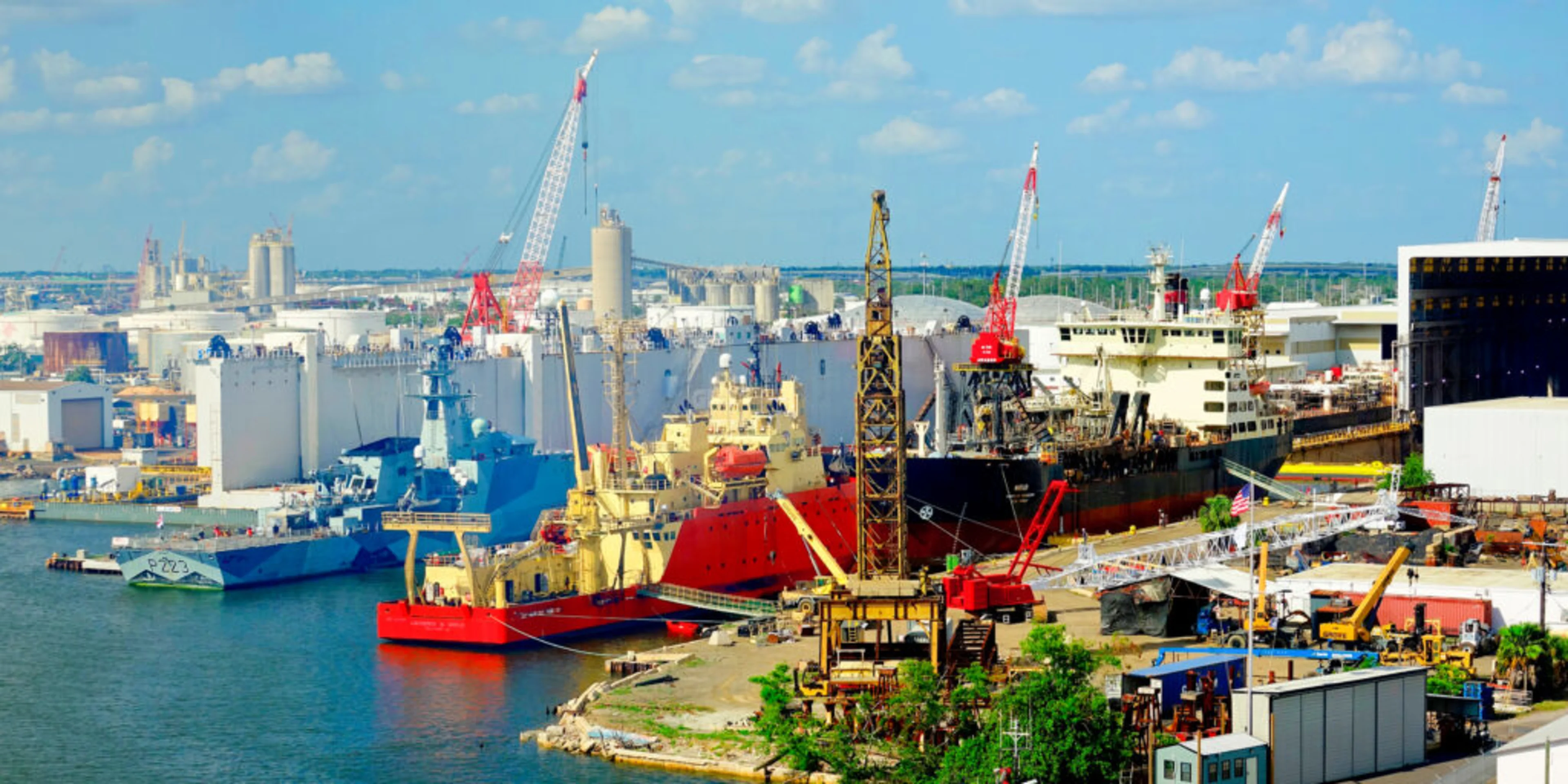 CES Marine Solutions: your partner for maritime electrical supply and logistics image