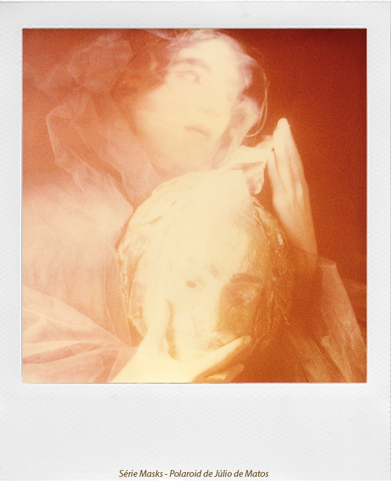 O Lume e a  Fuligem: Polaroids Sx-70 (1981-1984)