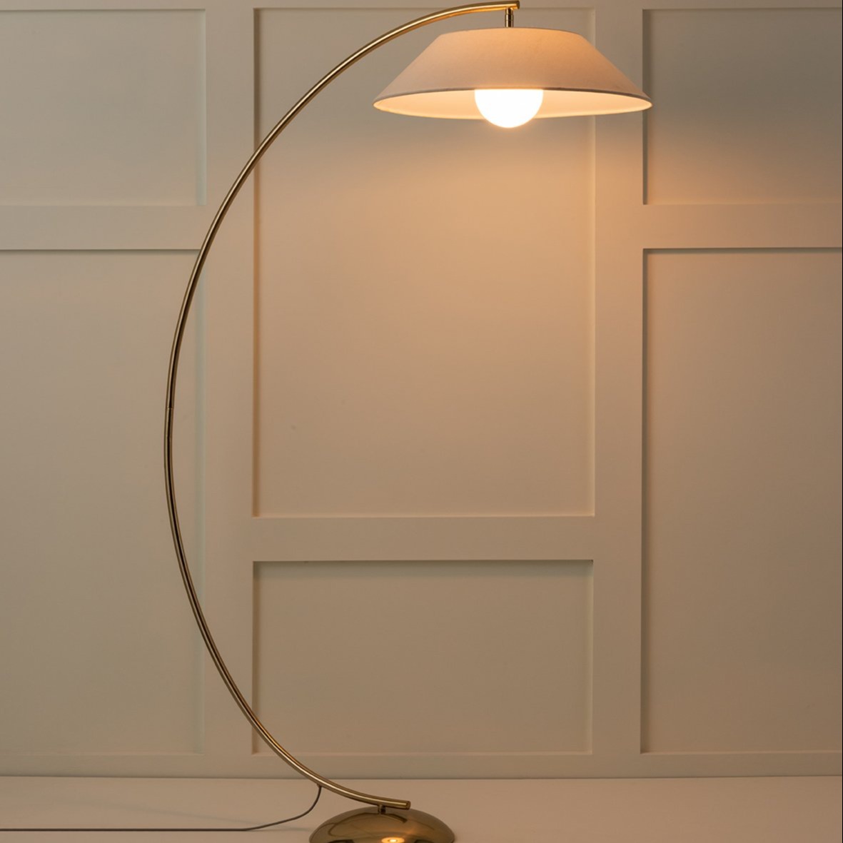 Circo arc brass & natural linen floor lamp