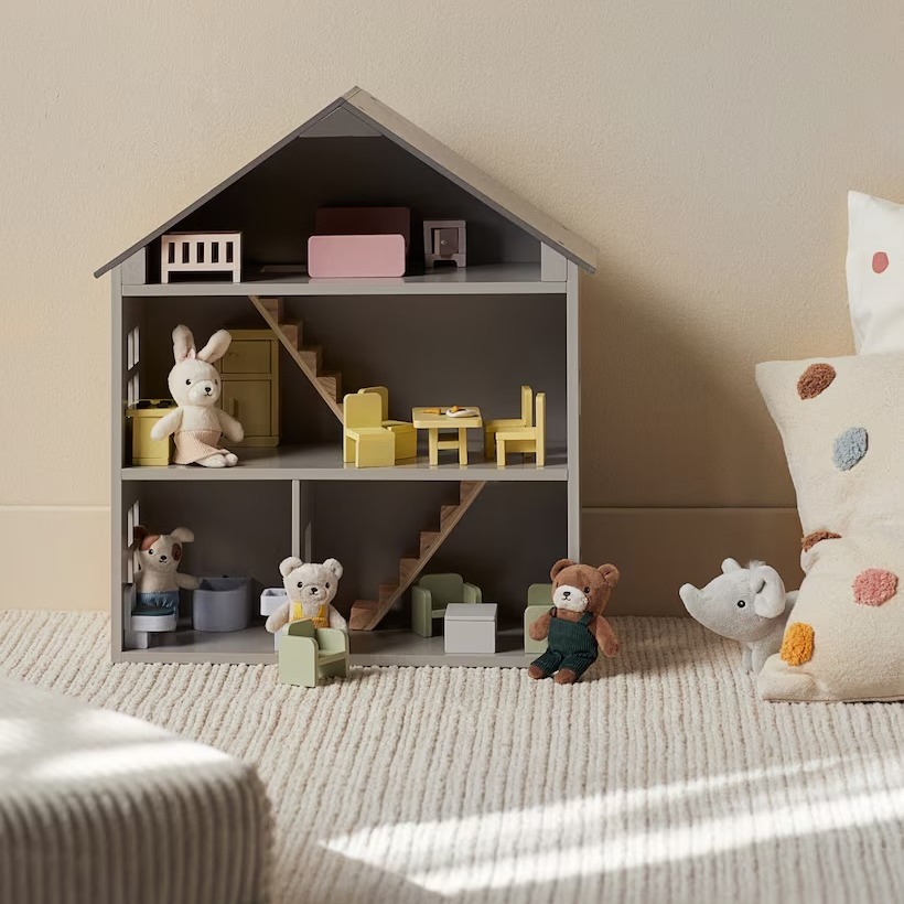 Wooden Dollhouse