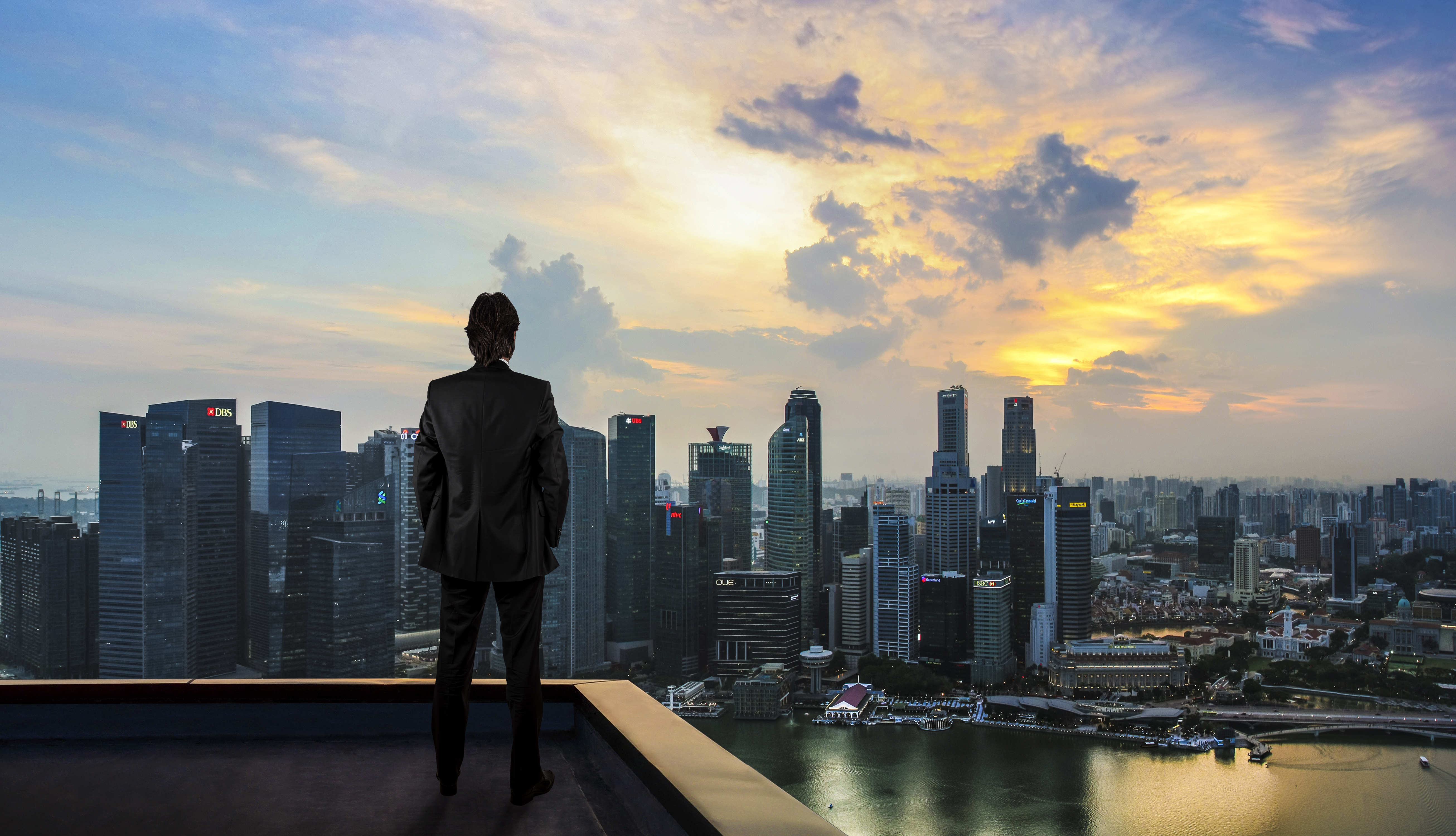 Generating alt texts...