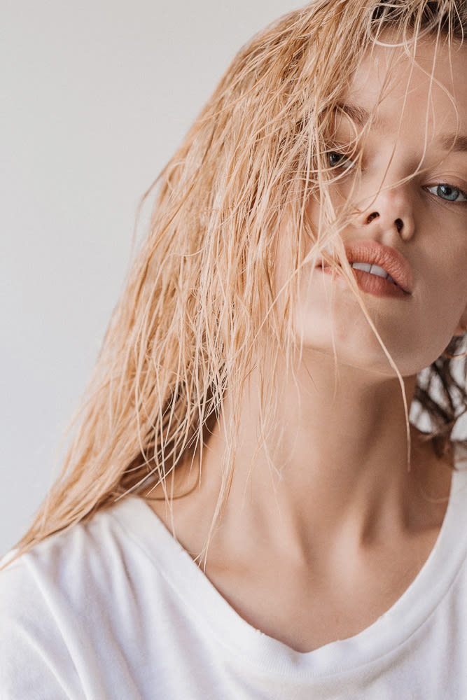 How To Pin Your Hair For Easy Undone Waves Into The Gloss