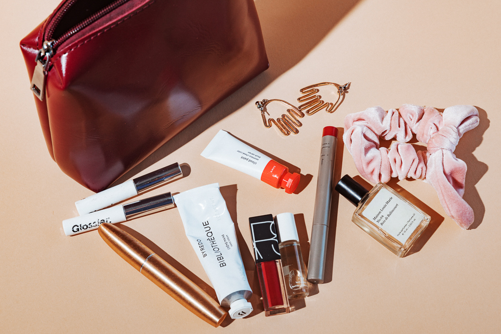 glossier-makeup-bags-2018-2