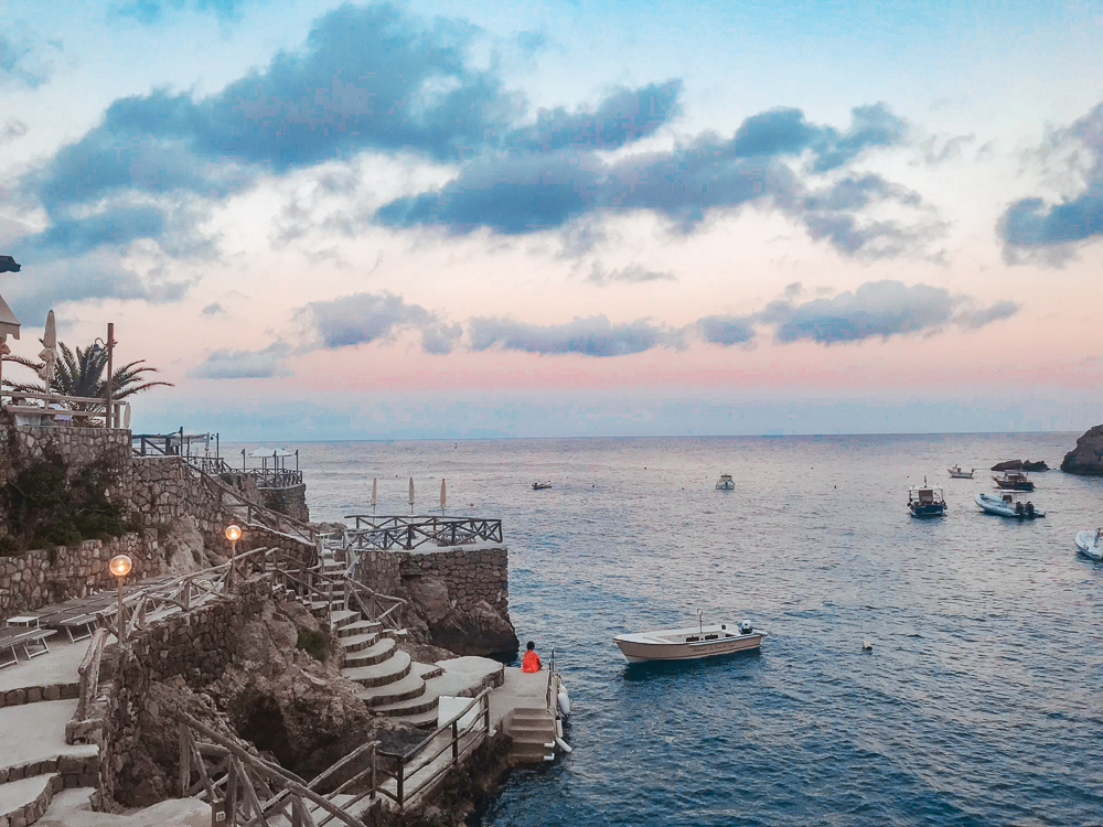 Eva's Mother-Daughter Holiday In Italy