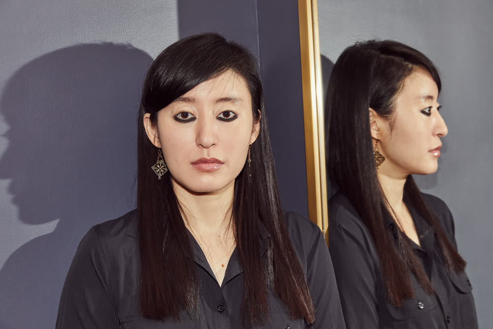 R.O. Kwon, Author