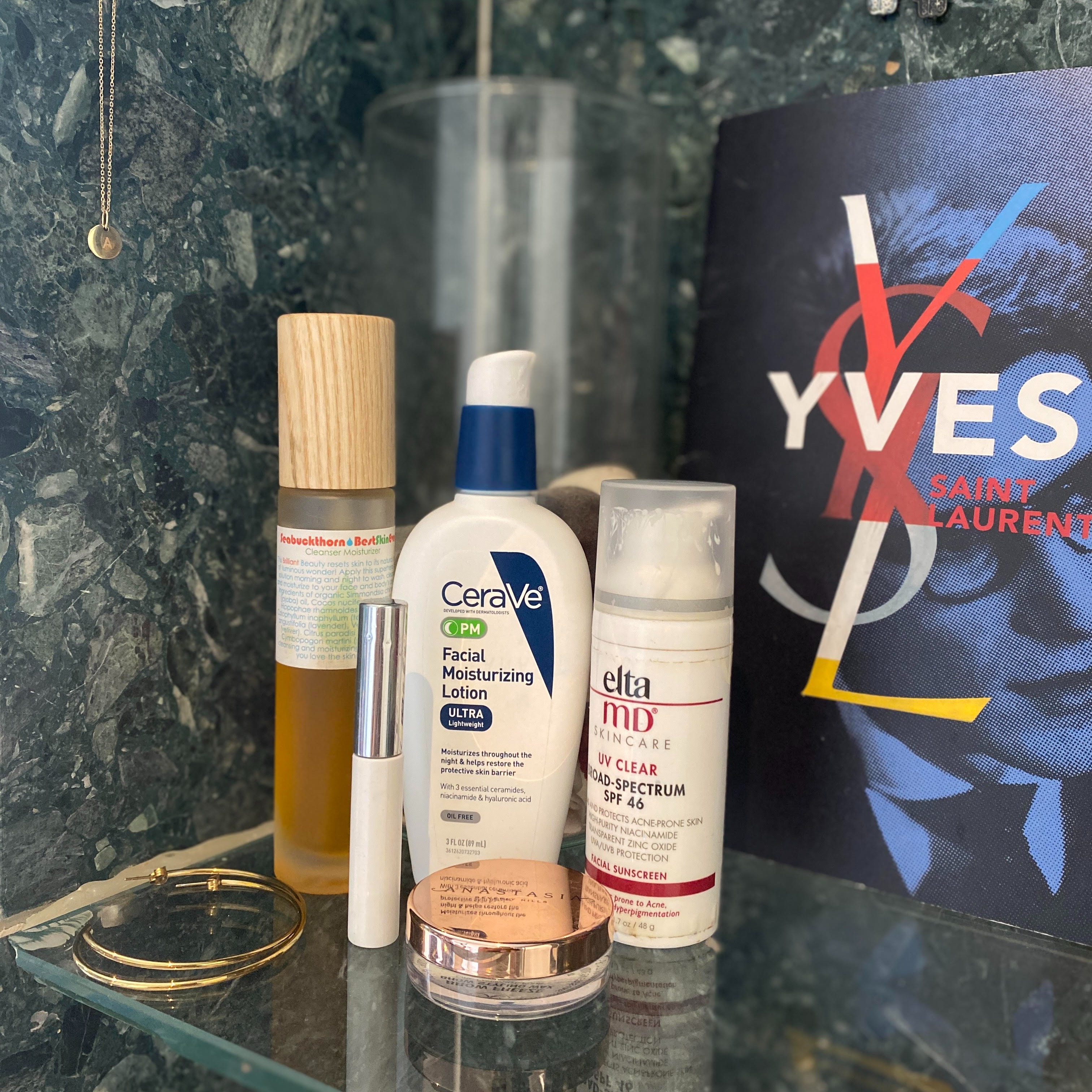 The Facialist Who Washes Her Face With Honey