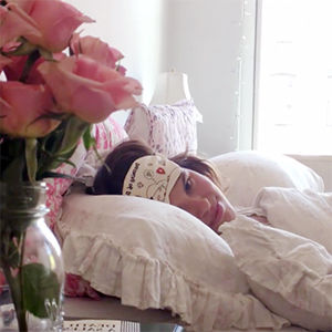 Atlanta de Cadenet Taylor's 2-Minute Weekend Makeup Routine