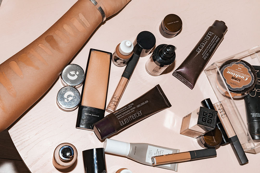 How To Apply Foundation Like A Pro Into The Gloss