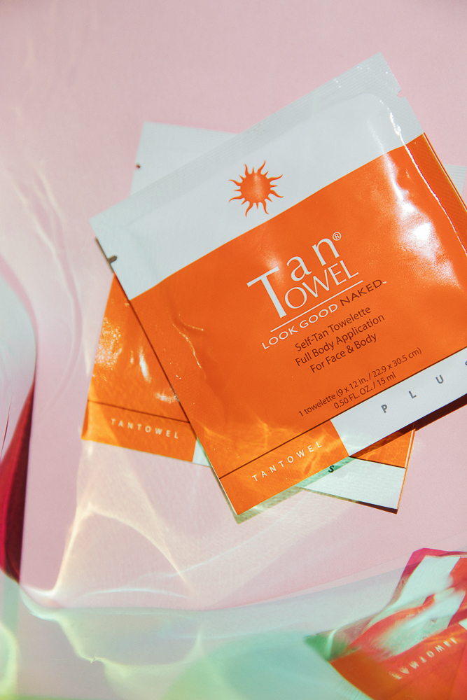 How To Fake Tan At The Airport