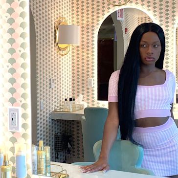 The Fashion Archivist Who Doesn’t Waste Makeup On Boys