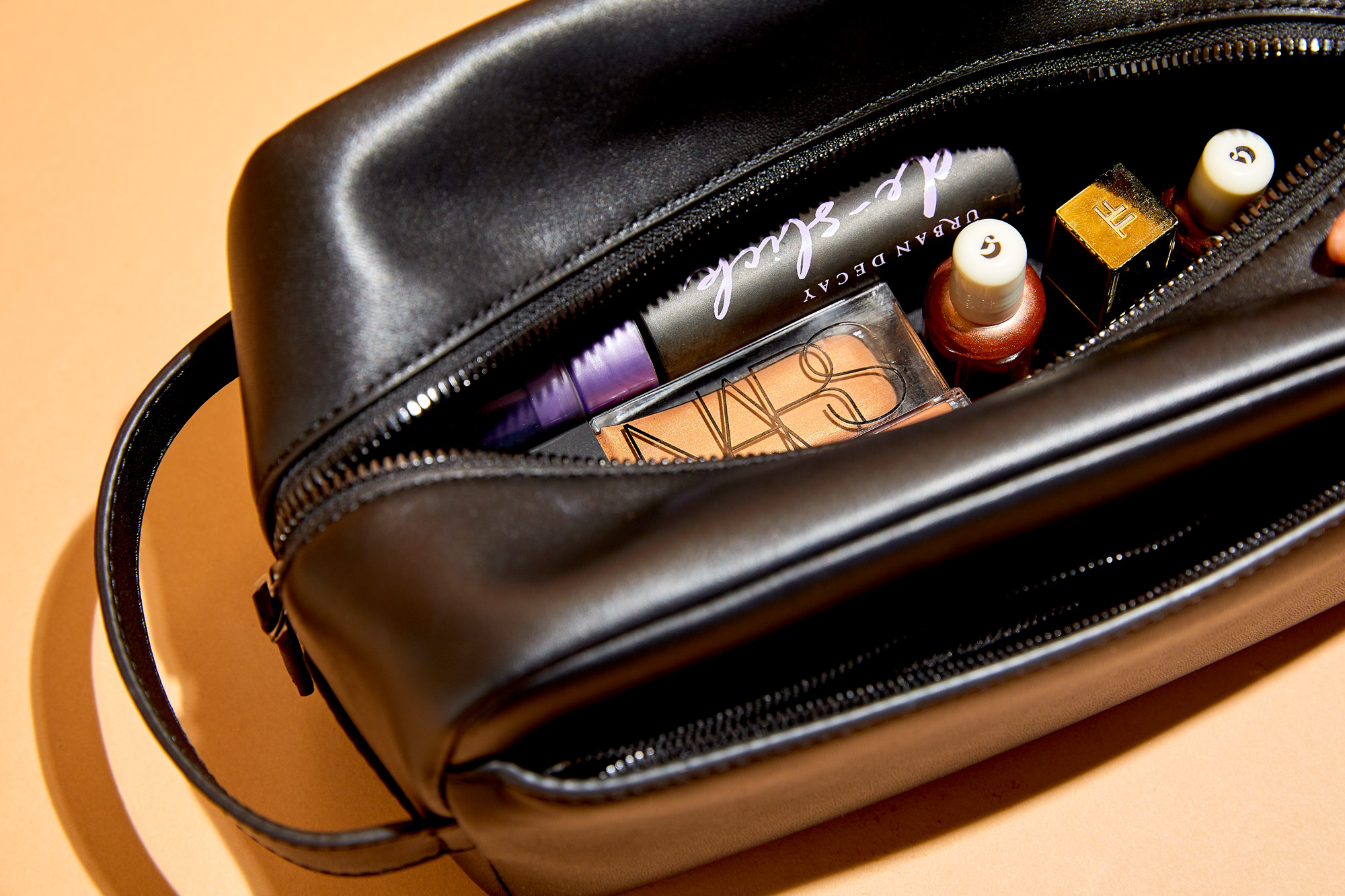 Extreme Makeover, Makeup Bag Edition