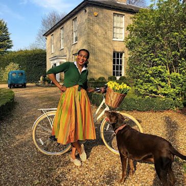 The Vintage Trader Who Gardens In Ruby Woo