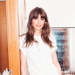 Violette, Makeup Artist