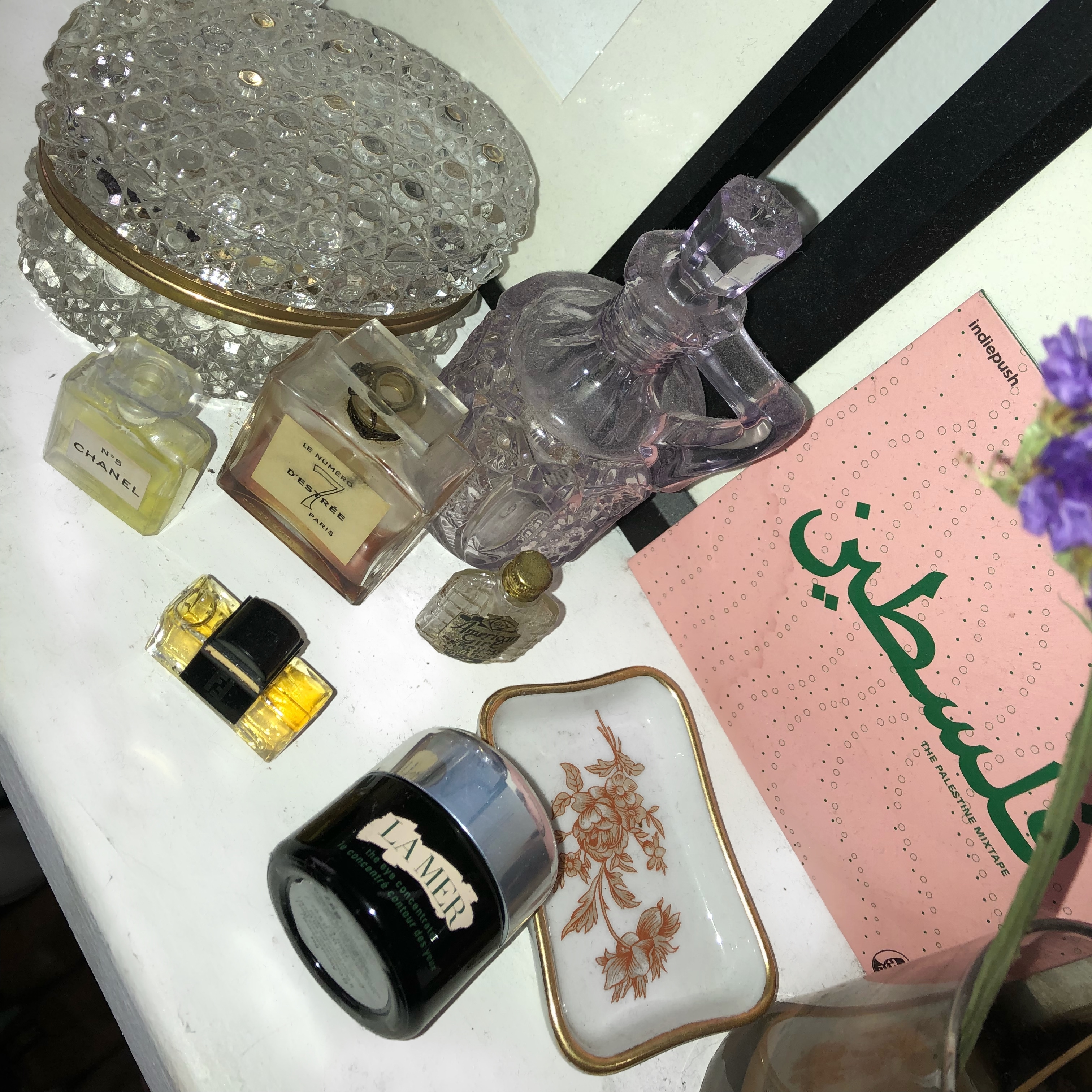 The Digital Strategist With A Super Smart Shaving Technique