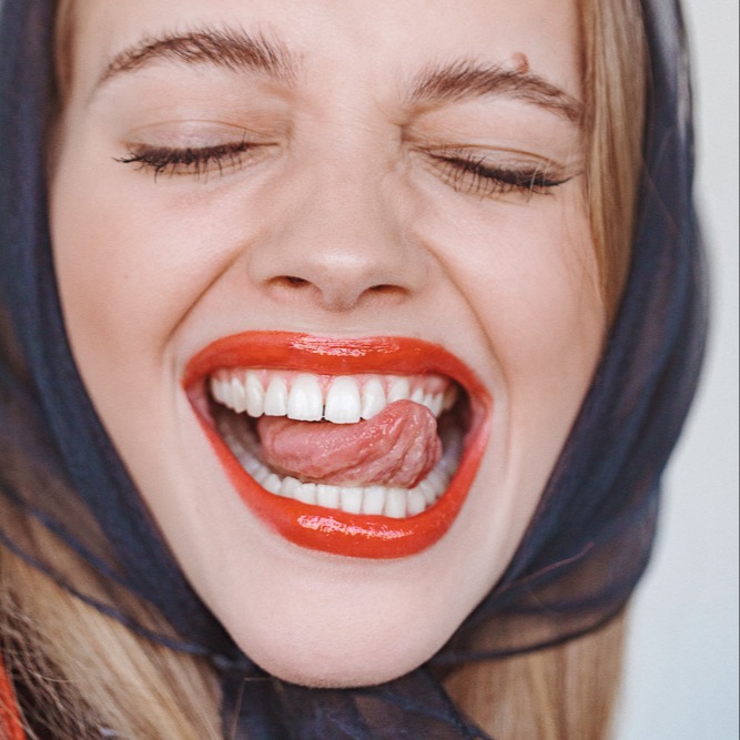 An Ode To My Teenage Make-up Bag