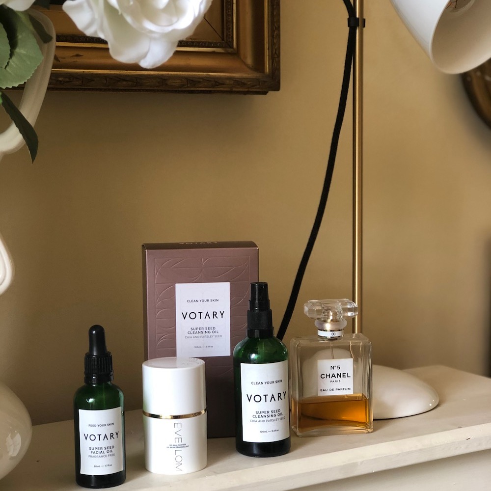 The Vintage Trader Who Gardens In Ruby Woo