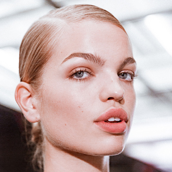 Tom Ford's Neutral, Glowy Fall 2016 Beauty Look
