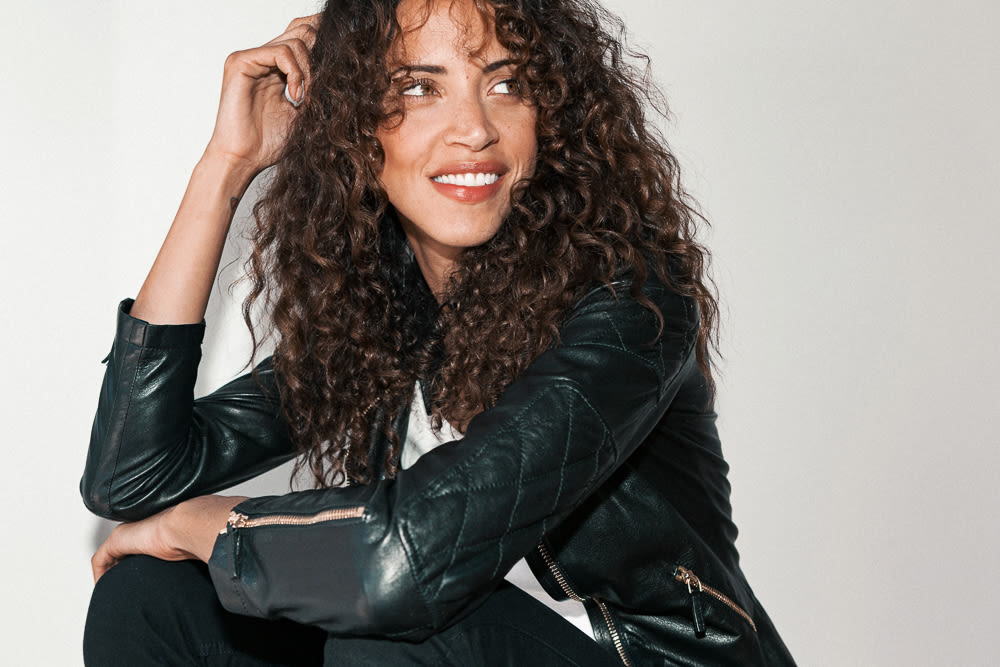 Noémie Lenoir, Model