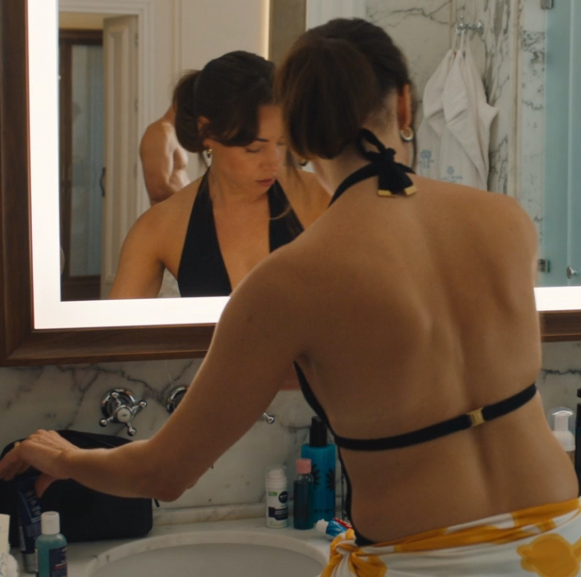 How Bougie Are The White Lotus Beauty Routines?