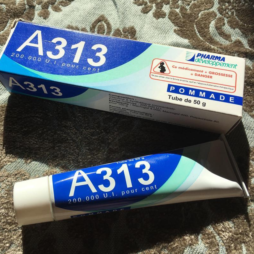 The Translator Who Clay Masks Her Entire Body