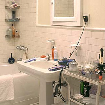 The Relationship Columnist Going Gray Expensively