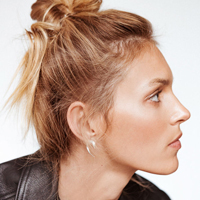 The One-Wash, One-Week Hair Styling Guide—With Anja Rubik