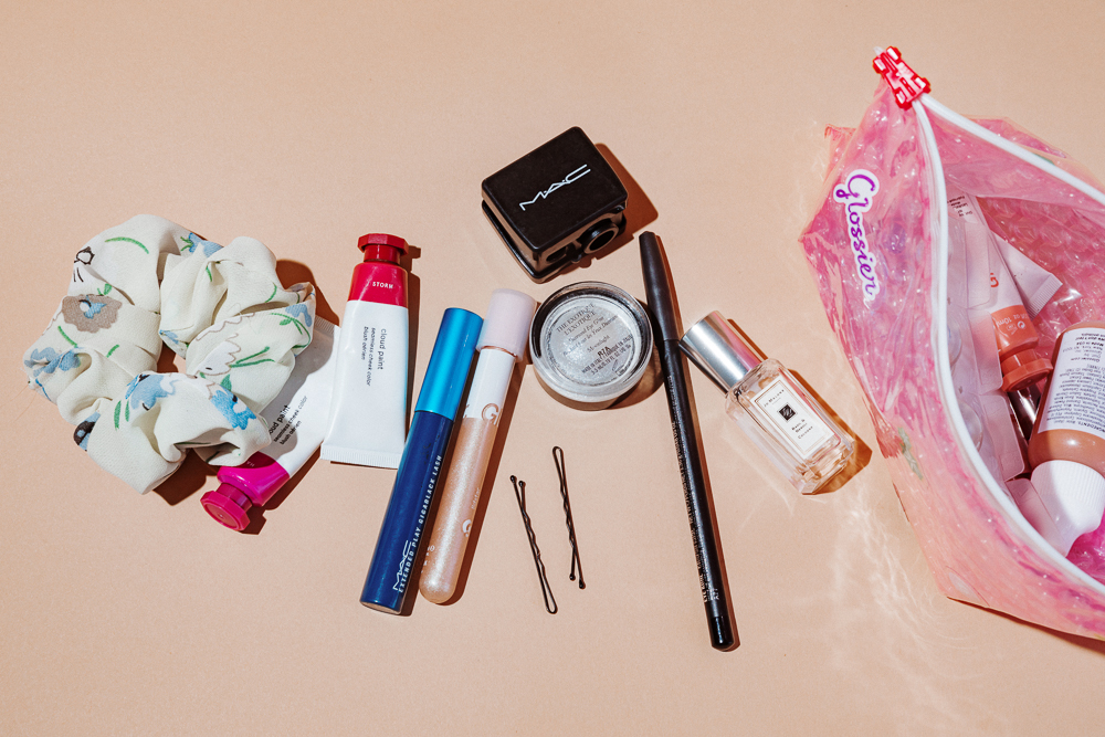 glossier-makeup-bags-2018-8