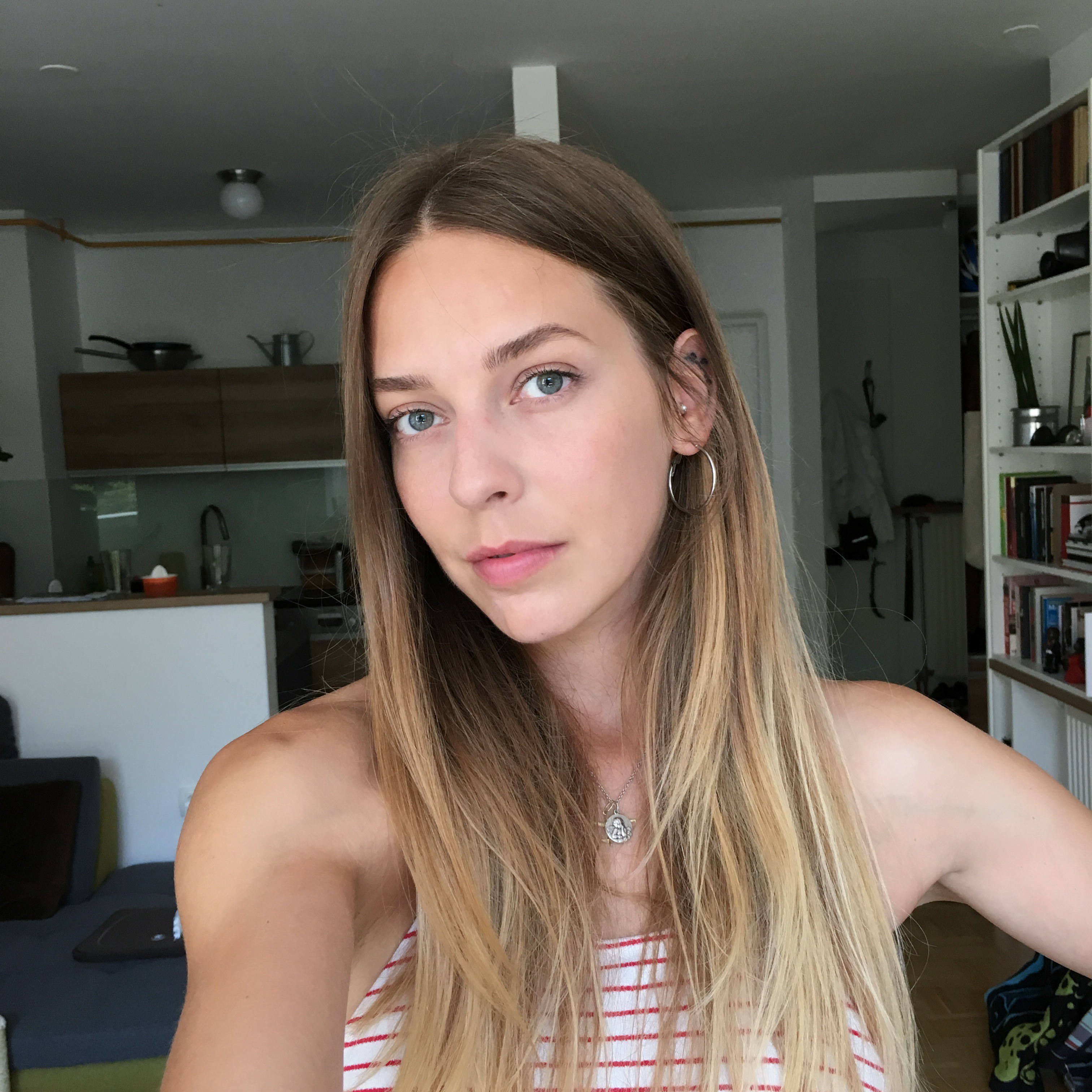 The Stylist Who Goes To Sleep In Boy Brow