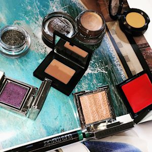 Single Eyeshadows Are The Best Eyeshadows