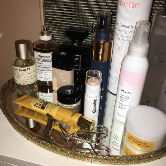 The Auditor Who Mists At Her Desk